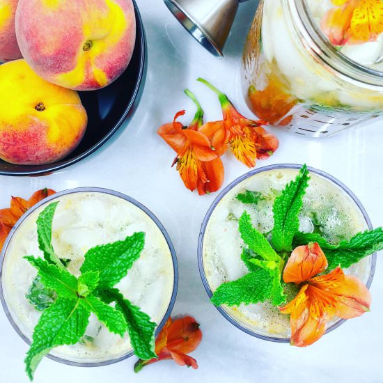 Ginger Peach Bourbon Smash - Recipe photo by mom under pressure
