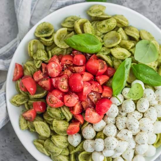 Caprese Pasta Salad with Pesto - Recipe photo by feelgoodfoodie1