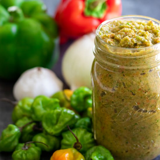 Traditional Puerto Rican Sofrito - Recipe photo by Kitchen De Lujo