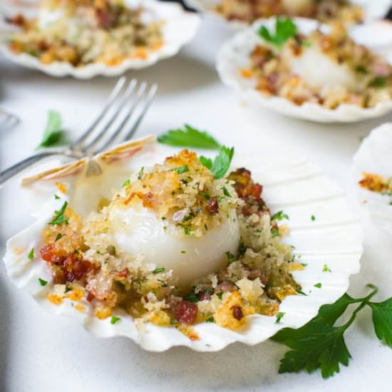 Fancy Baked Sea Scallops - Recipe photo by garlic and zest