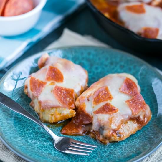 Low Carb Chicken Pizza Skillet - Recipe photo by littlebitrecipes