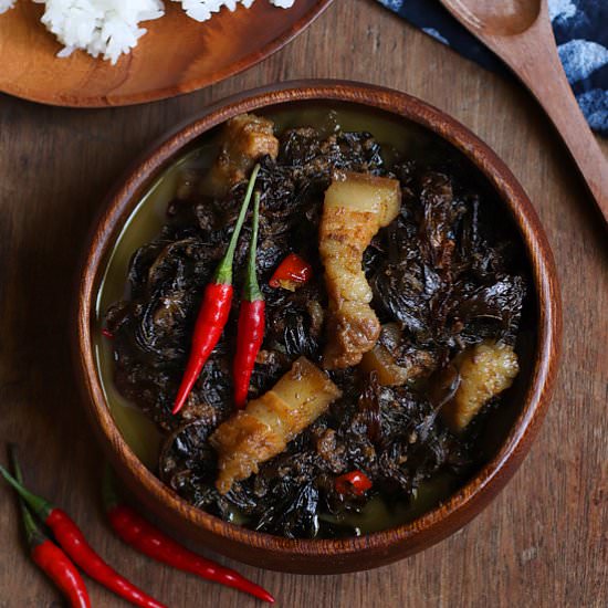Laing with Pork - Recipe photo by peachkins