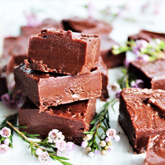Almond Butter Freezer Fudge - Recipe photo by thehiddenveggies