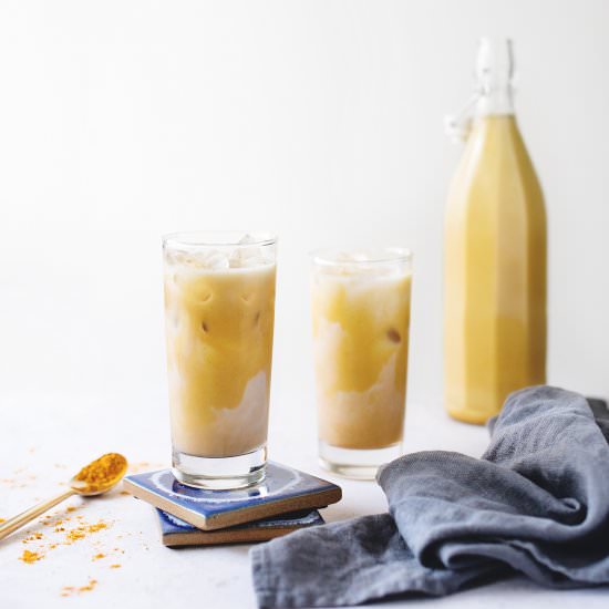 Iced Golden Turmeric Latte - Recipe photo by teakandthyme