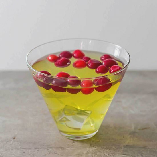 Cranberry Limoncello Cocktail - Recipe photo by seductioninkitchen