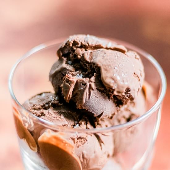Dark Chocolate Ice Cream - Recipe photo by 918plate