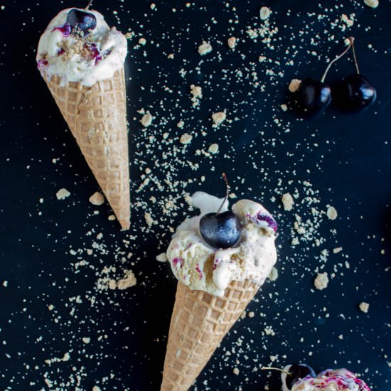 Cherry Crumble Ice Cream - Recipe photo by kayskitchen