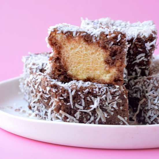 Homemade Lamingtons - Recipe photo by Sweetest Menu