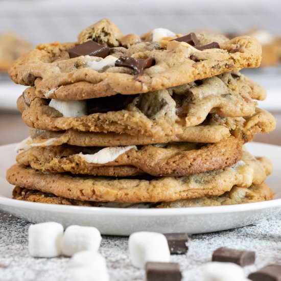 Chocolate Chunk Marshmallow Cookies - Recipe photo by MamaNeedsCake