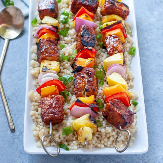 Hawaiian BBQ Tempeh Kabobs - Recipe photo by wellvegan
