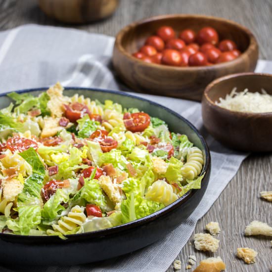 BLT Pasta Salad - Recipe photo by Veronikas Kitchen