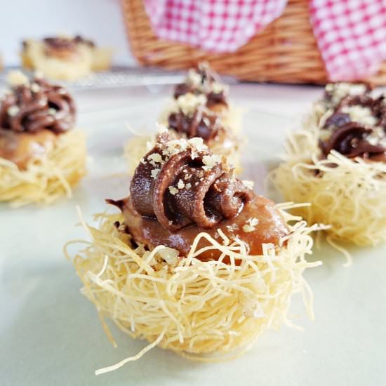 Halva And Tahini Bites - Recipe photo by cookandfeed