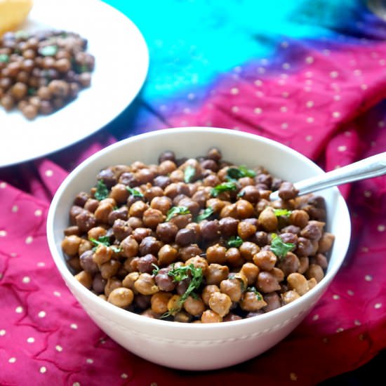 Black Chickpea / Sookha Kala Chana - Recipe photo by pipingpotcurry