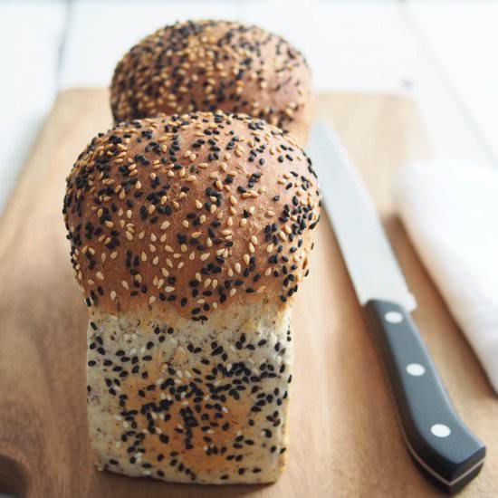 Soft & Fluffy Spelt Bread - Recipe photo by Bake With Paws