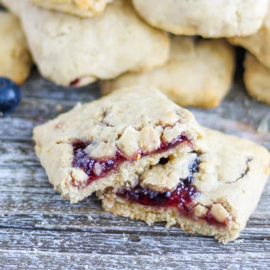 Copycat Nutri Grain Bars - Recipe photo by SugarSpicesLife