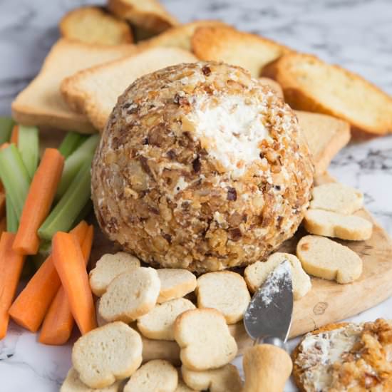 Cream Cheese & Onion Ball - Recipe photo by dontgobaconmyheart