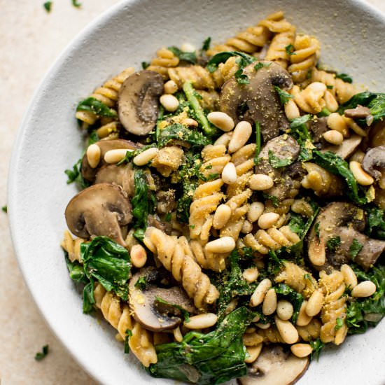 Vegan Spinach and Mushroom Pasta - Recipe photo by saltandlavender