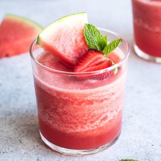 watermelon mojito frosé - Recipe photo by choosingchia