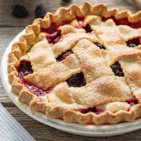 Blackberry Pie - Recipe photo by Savingroomfordessert