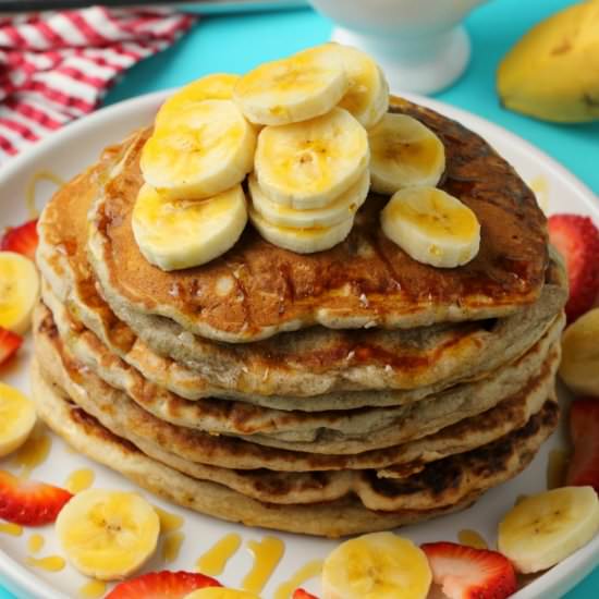 Vegan Banana Pancakes - Recipe photo by lovingitvegan