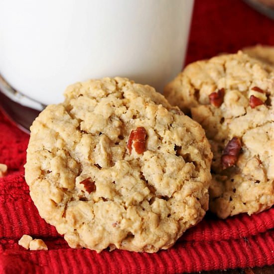 Toffee Oatmeal Cookies - Recipe photo by thekitchenismyplayground