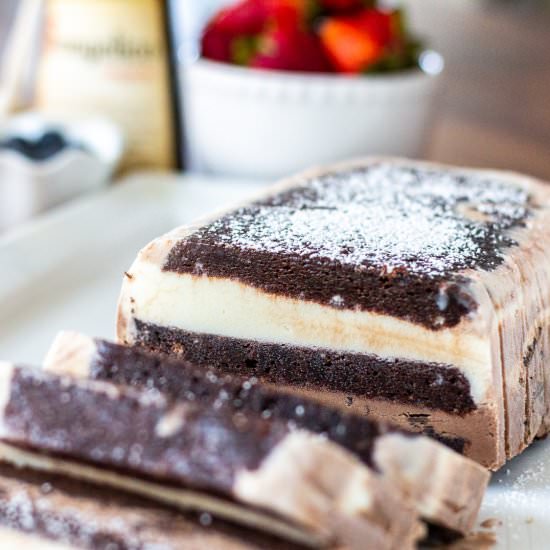 Brownie Ice Cream Cake - Recipe photo by catzinthekitchen