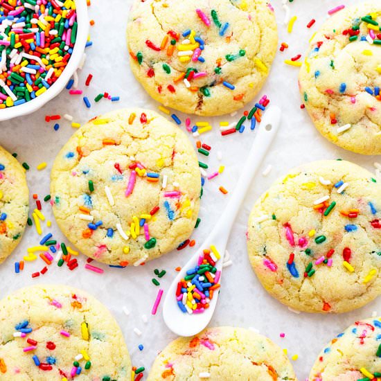 Soft and Chewy Funfetti Cookies - Recipe photo by Foodtasia