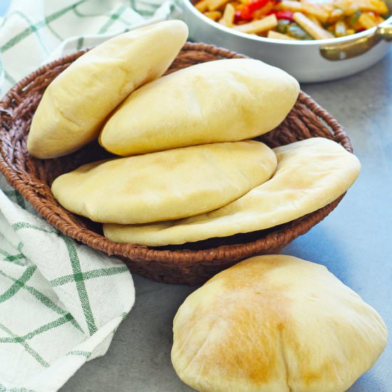 Pita Bread - Recipe photo by El Mundo Eats