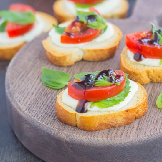 Caprese Bites - Recipe photo by pumpkinnspice