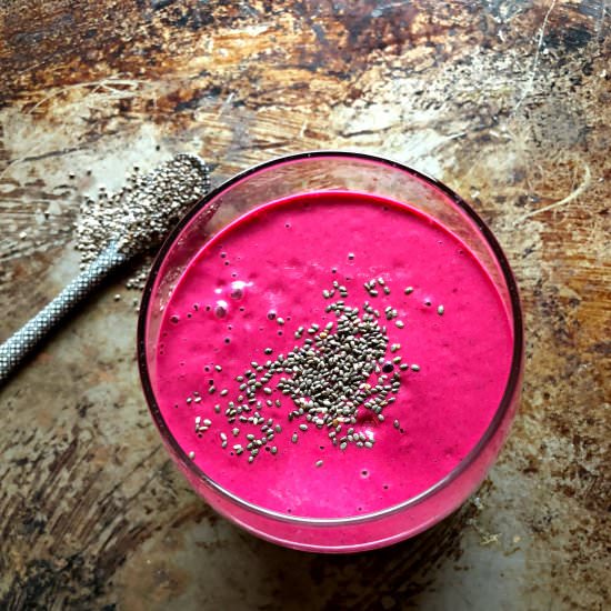 No-Fruit Pink Smoothie - Recipe photo by The Boozy Oyster