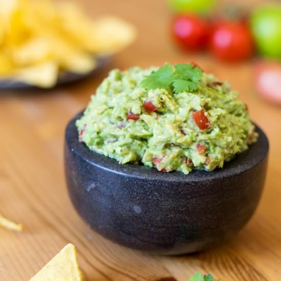 Chunky guacamole - Recipe photo by electricbluefood