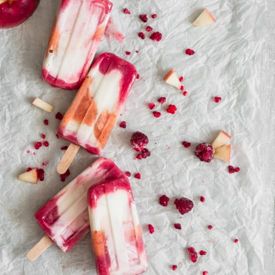PEACH RASPBERRIES POPSICLES - Recipe photo by healthylittlecravings