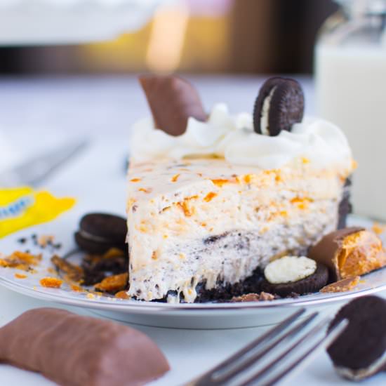 Butterfinger Oreo Cheesecake - Recipe photo by A baJillian Recipes