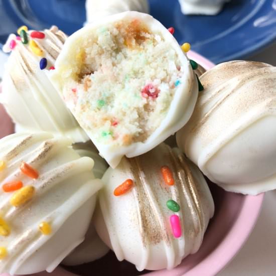 Funfetti Cake Balls - Recipe photo by cookiesandcalligraphy