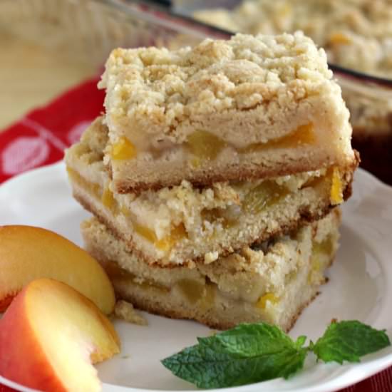 Easy Peach Crumb Bars - Recipe photo by ReneesKitchenAdventures