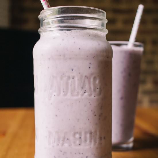 Low Carb Blueberry Smoothie - Recipe photo by afullliving