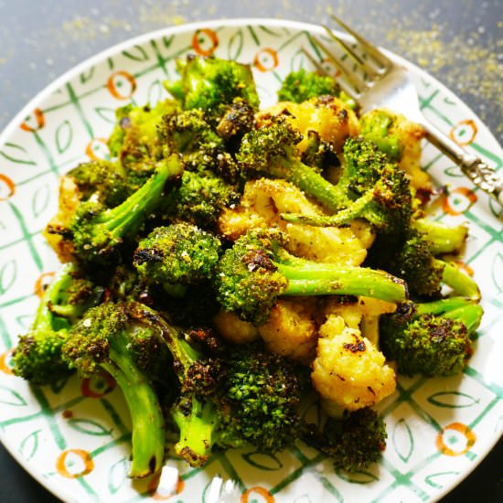 Garlic Vinegar Broccoli Cauliflower - Recipe photo by Animagus Eats