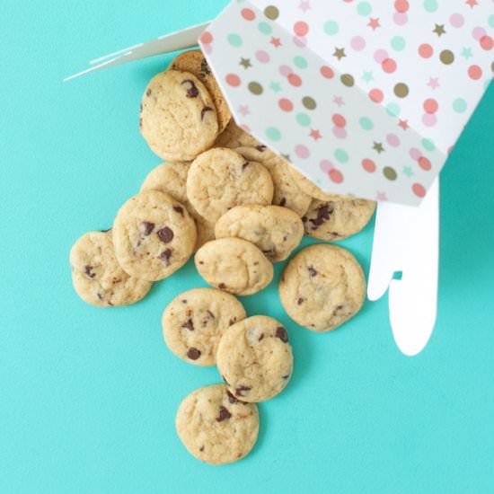 Mini Chocolate Chip Cookies - Recipe photo by clubcrafted