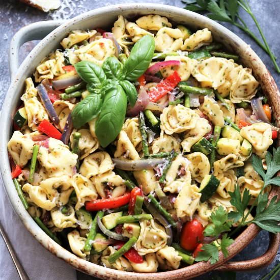 Basil Pesto Tortellini Salad - Recipe photo by Give it Some Thyme