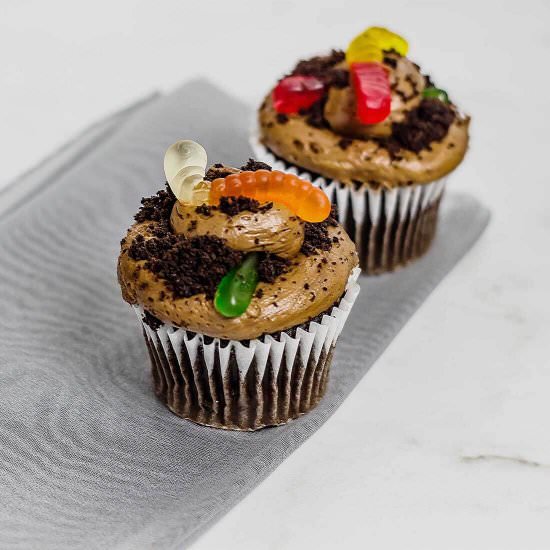 Dirt Cupcakes - Recipe photo by seductioninkitchen