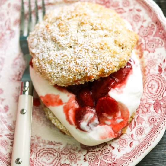 ROASTED STRAWBERRY SHORTCAKES - Recipe photo by sugarlovespices