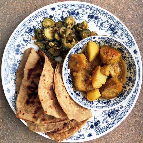 Potato Raw Banana Curry - Recipe photo by steamingpot
