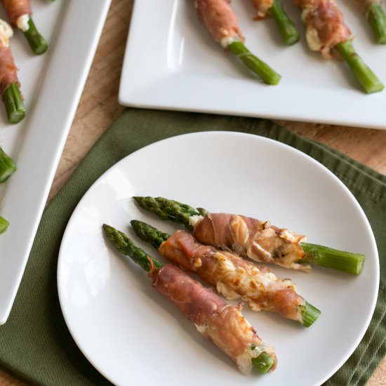 Prosciutto Wrapped Asparagus - Recipe photo by littlebitrecipes