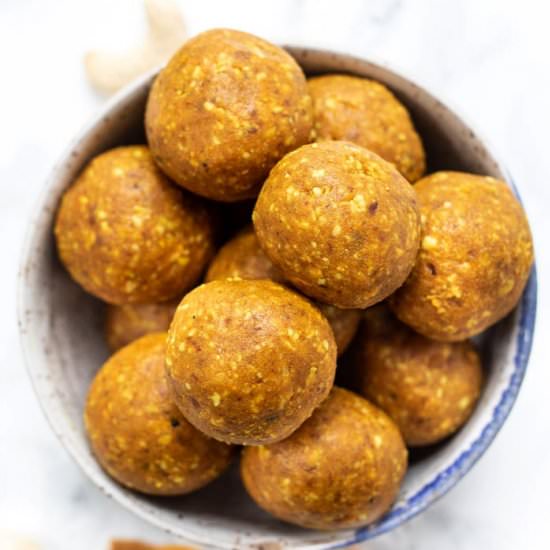 Golden Milk Energy Balls - Recipe photo by simplyquinoa
