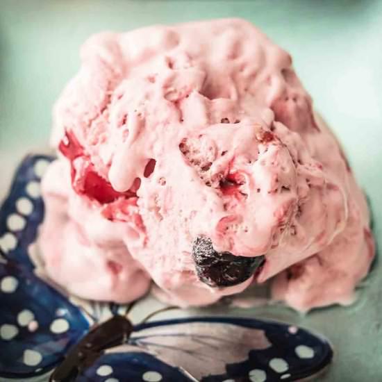 No Churn Bing Cherry Gelato - Recipe photo by seductioninkitchen