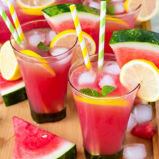 Watermelon Lemonade - Recipe photo by QueensleeAppetit