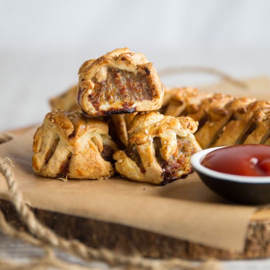 Homemade Sausage Rolls - Recipe photo by dontgobaconmyheart