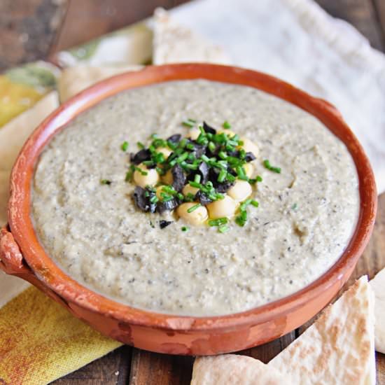 5 Minute Homemade Hummus - Recipe photo by Spain on a Fork