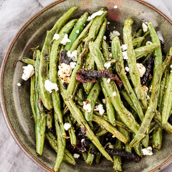 Roasted Sun Dried Tomato Green Bean - Recipe photo by lisasdinnertimedish