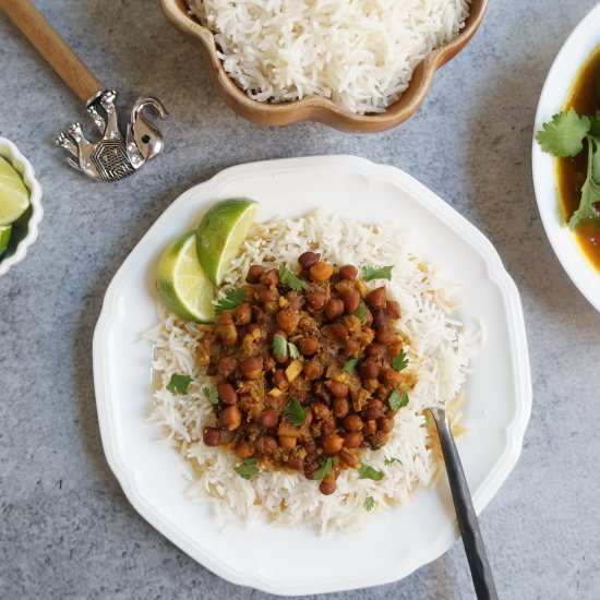 Kala Chana / Black Chickpea Curry - Recipe photo by pipingpotcurry